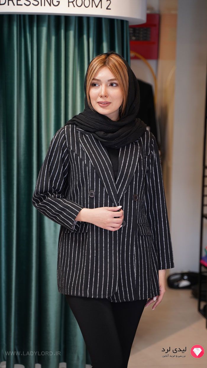 برای بزرگنمایی تصویر دوبار کلیک نمایید کت زنانه پشمی طرح استایلو کد 594 مشکی