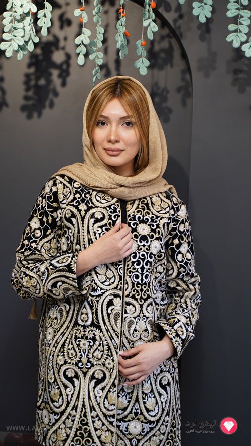 برای بزرگنمایی تصویر دوبار کلیک نمایید مانتو مخمل طرح گوهر ماهوت
