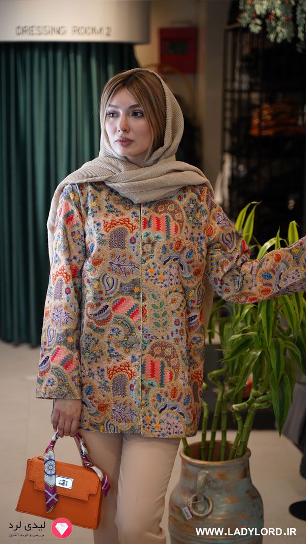برای بزرگنمایی تصویر دوبار کلیک نمایید مانتو vip سرمه دوزی ماهوت