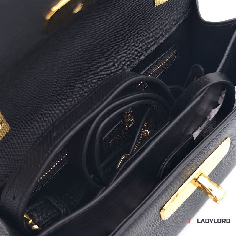 برای بزرگنمایی تصویر دوبار کلیک نمایید کیف زنانه مدل پرادا PRADA کد 1899