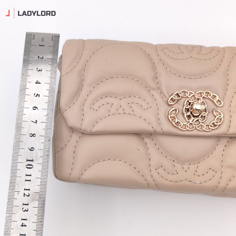 برای بزرگنمایی تصویر دوبار کلیک نمایید کیف زنانه مدل مینی بگ طرح CHANEL کد 1894