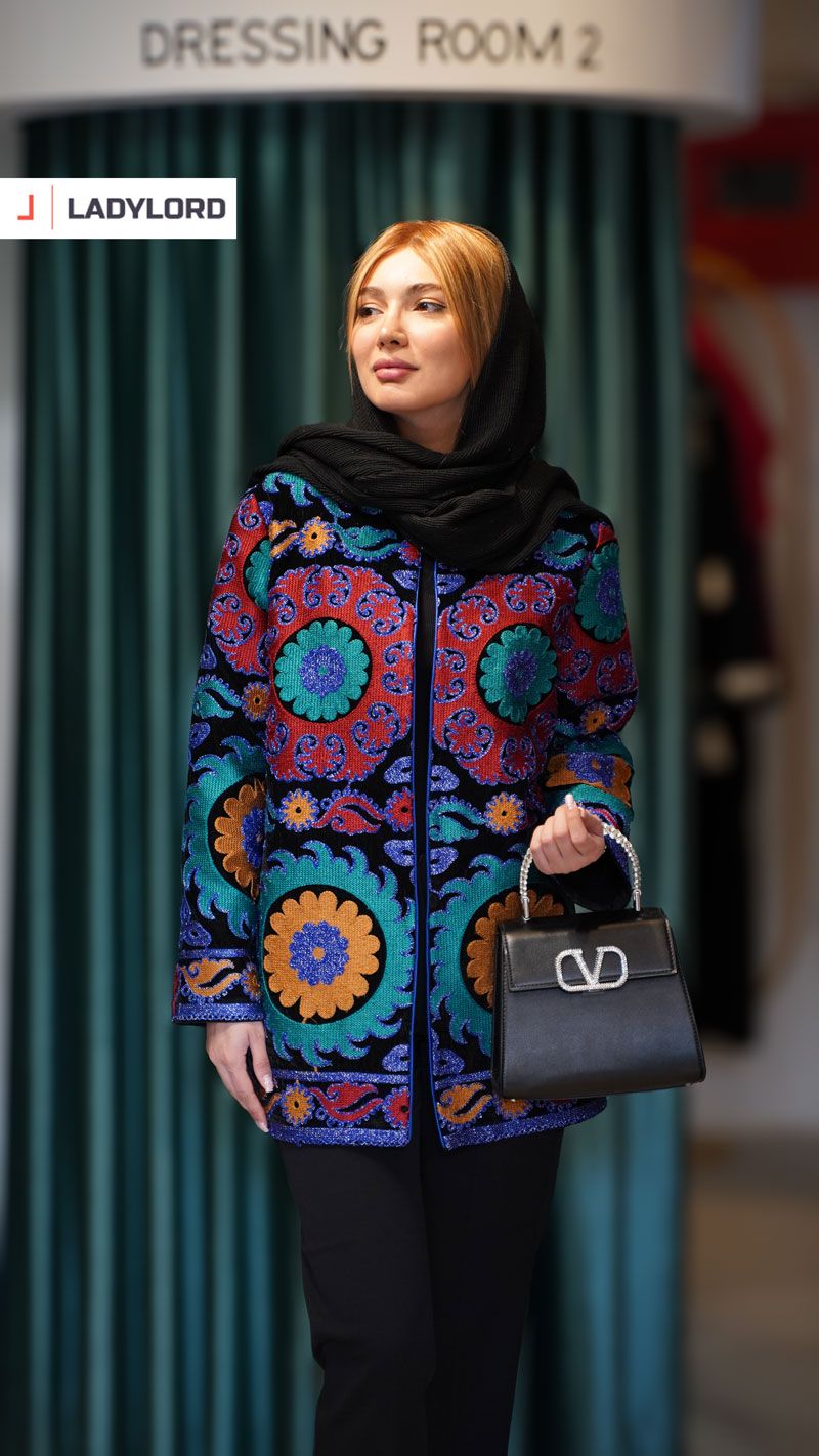 برای بزرگنمایی تصویر دوبار کلیک نمایید مانتو زنانه مخمل طرح سین دوخت ماهوت