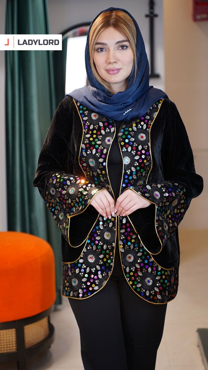 برای بزرگنمایی تصویر دوبار کلیک نمایید مانتو زنانه مخمل طرح وقار ماهوت