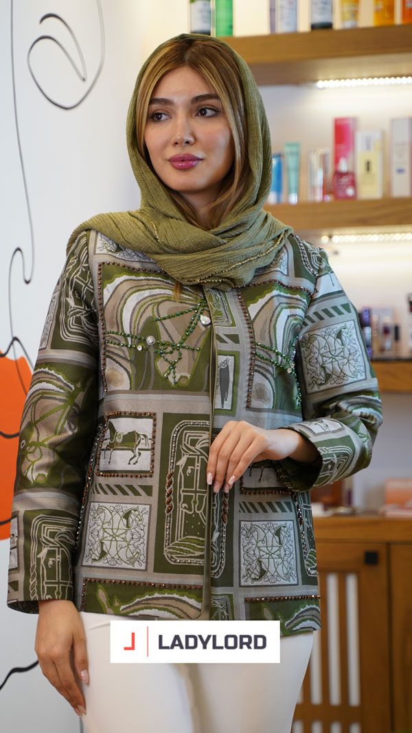 برای بزرگنمایی تصویر دوبار کلیک نمایید مانتو زنانه ژاکارد طرح اسب رنگ سبز