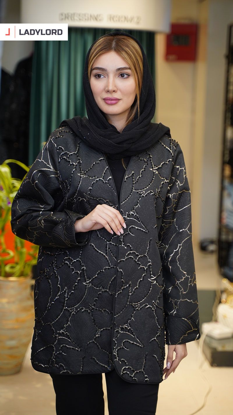 برای بزرگنمایی تصویر دوبار کلیک نمایید مانتو زنانه ژاکارد جواهر دوزی طرح گل