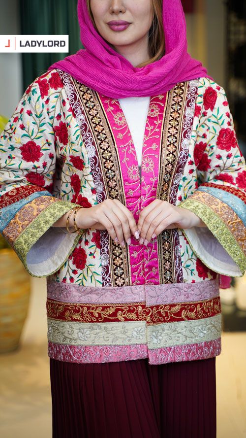 برای بزرگنمایی تصویر دوبار کلیک نمایید ست کت و دامن زنانه طرح رز کد 003
