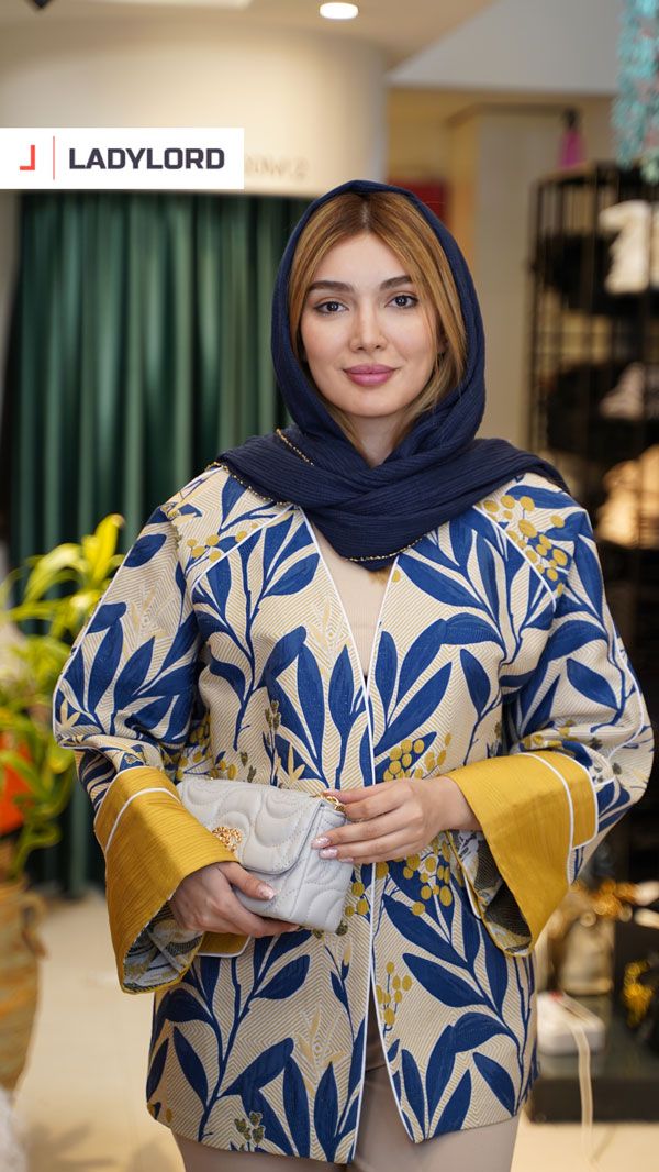 برای بزرگنمایی تصویر دوبار کلیک نمایید مانتو زنانه ژاکارد طرح انگور کد 0021 رنگ آبی