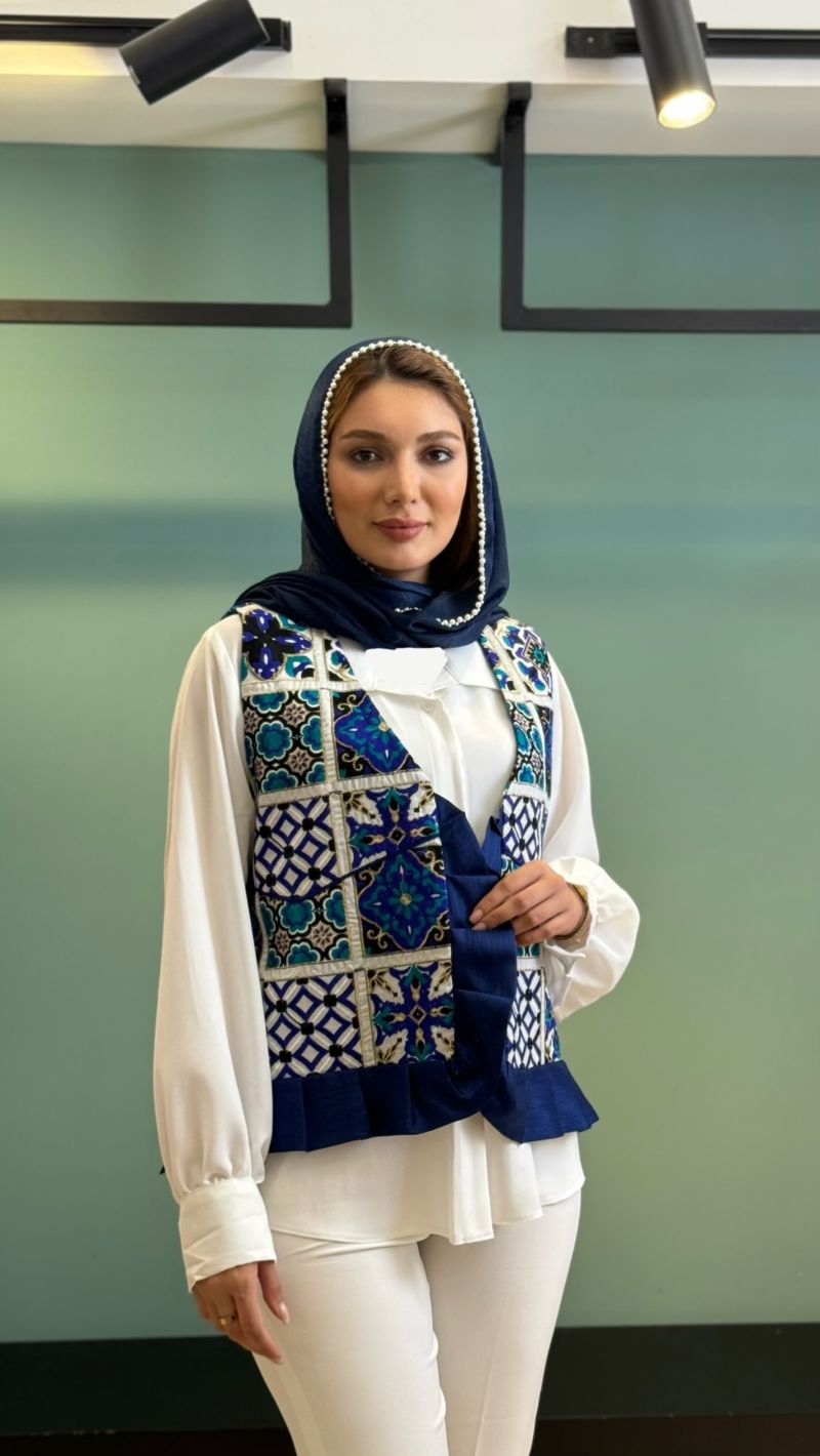 برای بزرگنمایی تصویر دوبار کلیک نمایید وست و شومیز سوزندوزی طرح پینار ماهوت