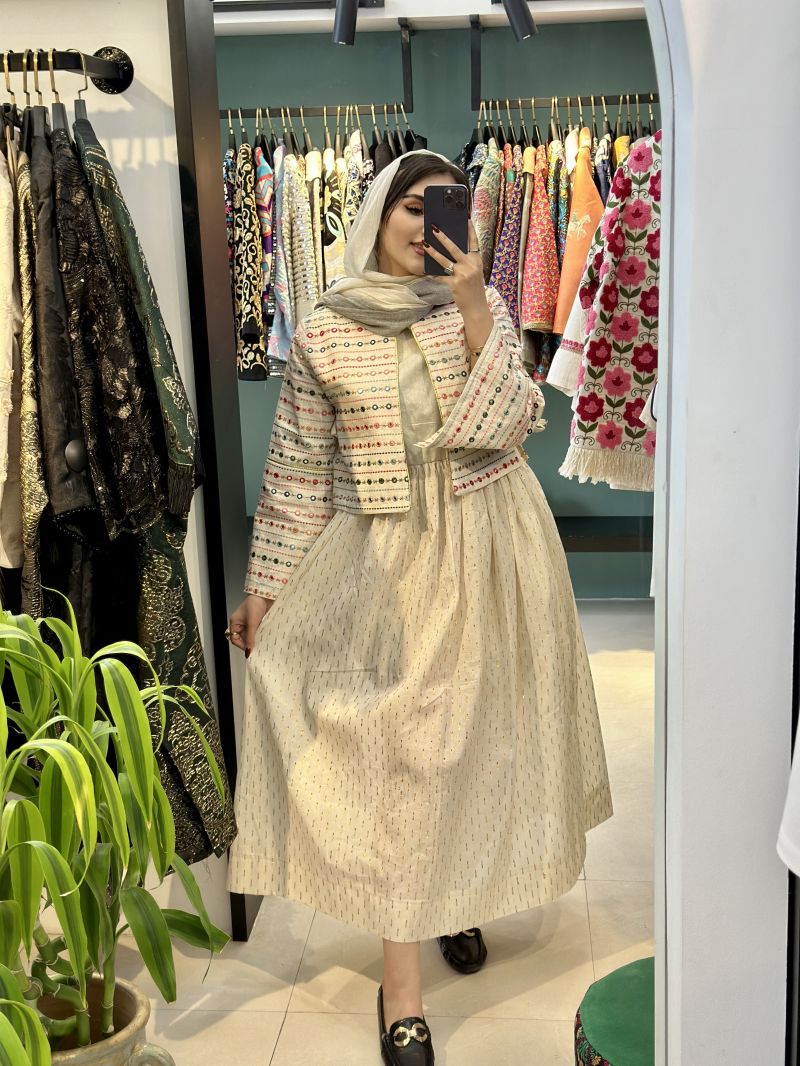 برای بزرگنمایی تصویر دوبار کلیک نمایید کت سارافون آینه کاری طرح سادینا ماهوت