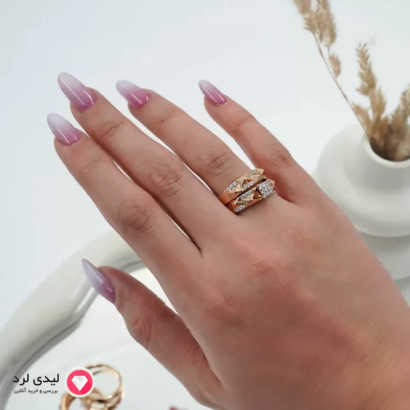 برای بزرگنمایی تصویر دوبار کلیک نمایید انگشتر ژوپینگ زنانه طرح هندسی کد 1851