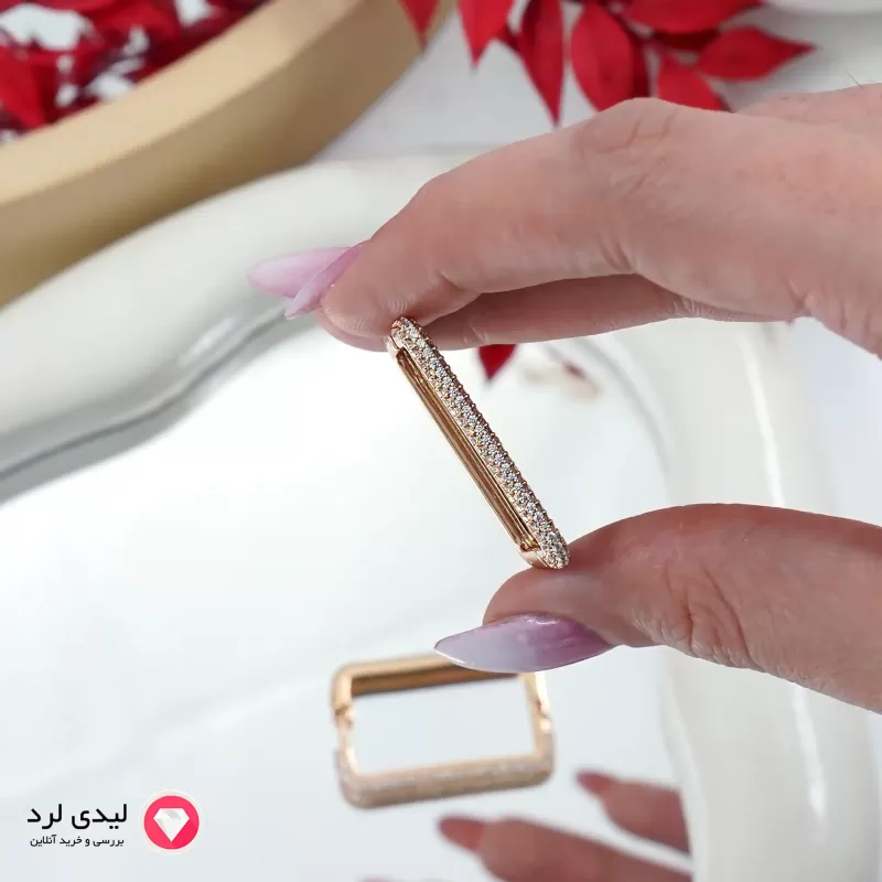 برای بزرگنمایی تصویر دوبار کلیک نمایید گوشواره طرح مستطیلی نیمه نگین دار ژوپینگ کد 26827