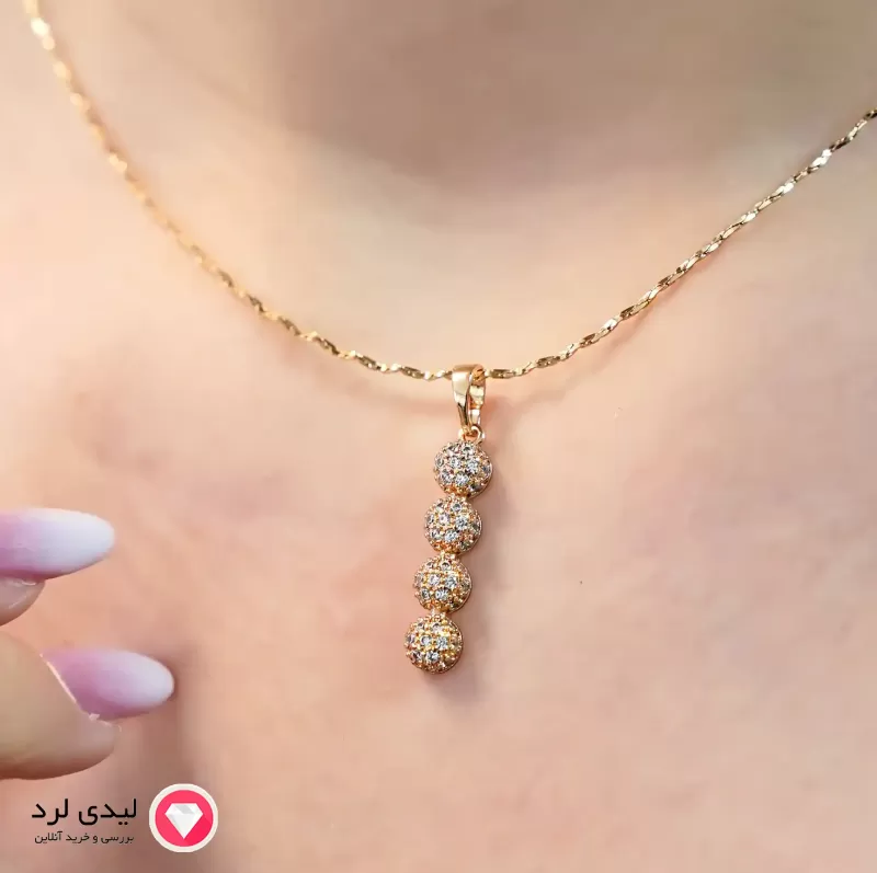 برای بزرگنمایی تصویر دوبار کلیک نمایید نیم ست طرح توپی نگین دار کد 46290