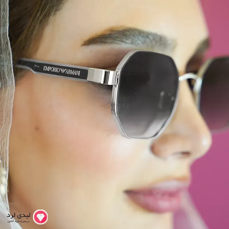 برای بزرگنمایی تصویر دوبار کلیک نمایید عینک افتابی زنانه طرح امپریو آرمانی نقره ای کد022