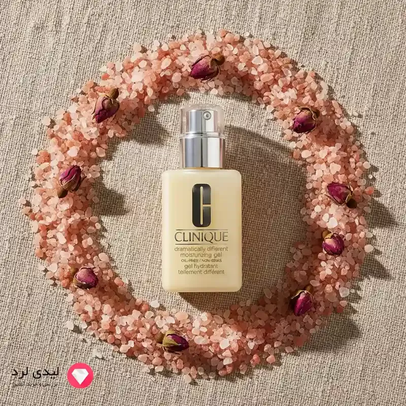 برای بزرگنمایی تصویر دوبار کلیک نمایید لوسیون مرطوب کننده و آبرسان پوست مختلط تا چرب دراماتیکالی دیفرنت کلینیک
