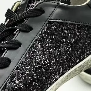 کفش اسپرت طرح گلدن گوس مدل سوپر استار مشکی (های کپی)